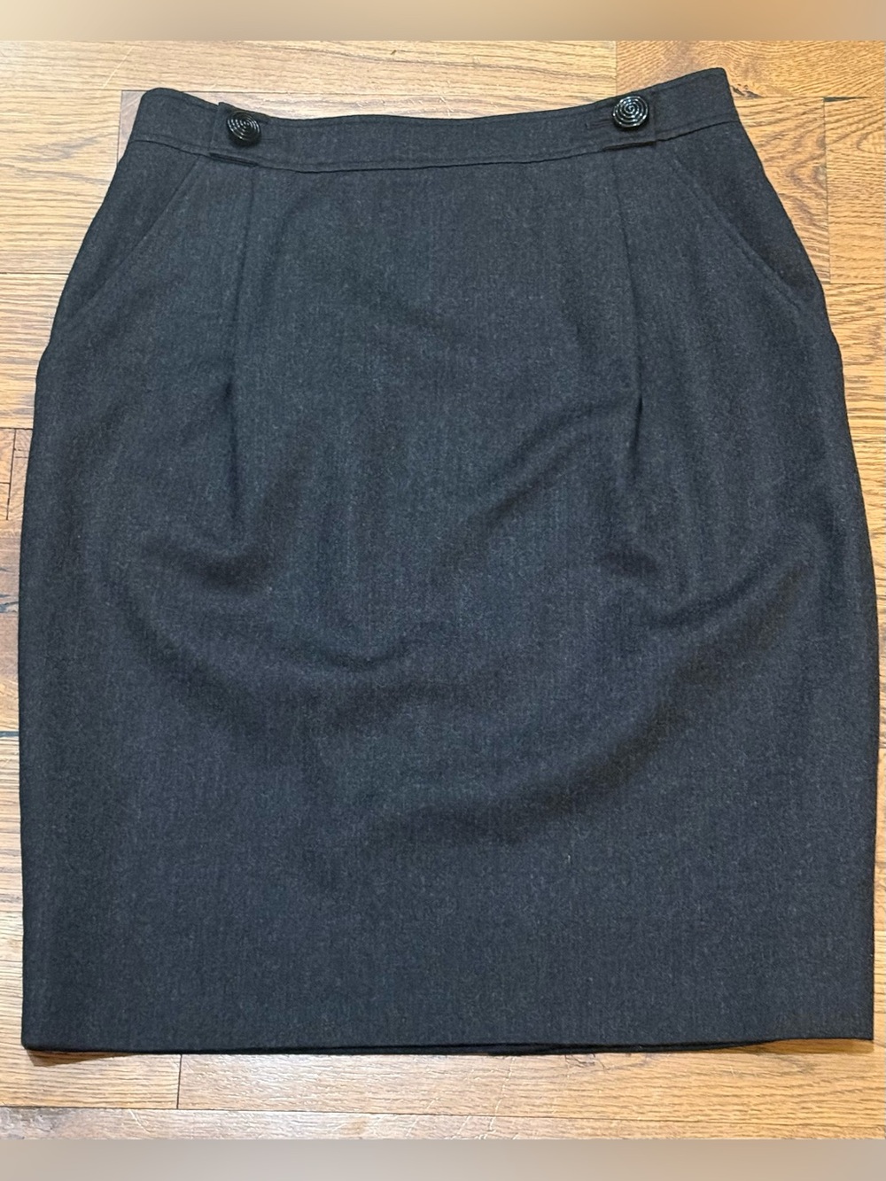 Akris. Charcoal Wool Pencil Skirt. Size 10.